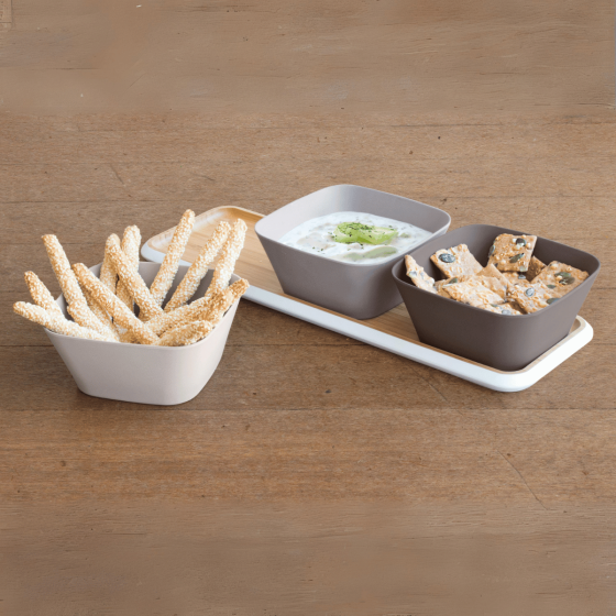Aperitif Set: 3 Bowls and a Tray