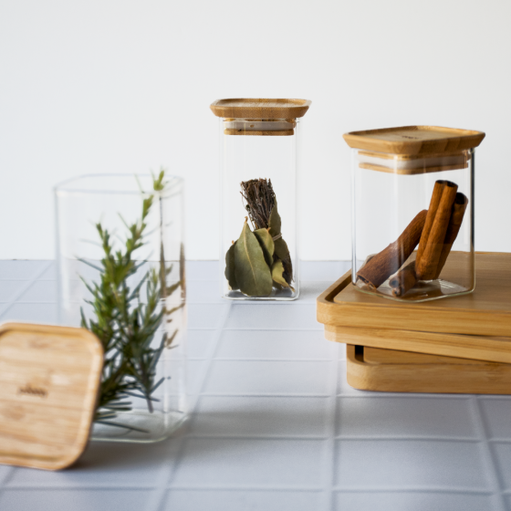 Set of 2 square glass/bamboo boxes